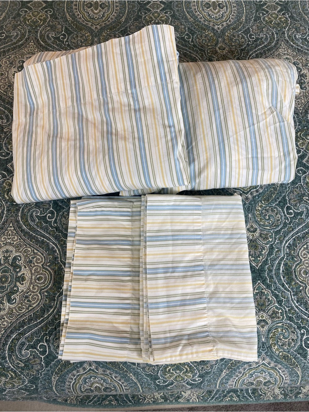 Striped Blue and Cream yellow sheet set 4 pc